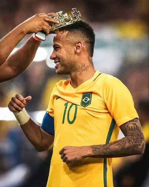 展示了其在 展示了其在